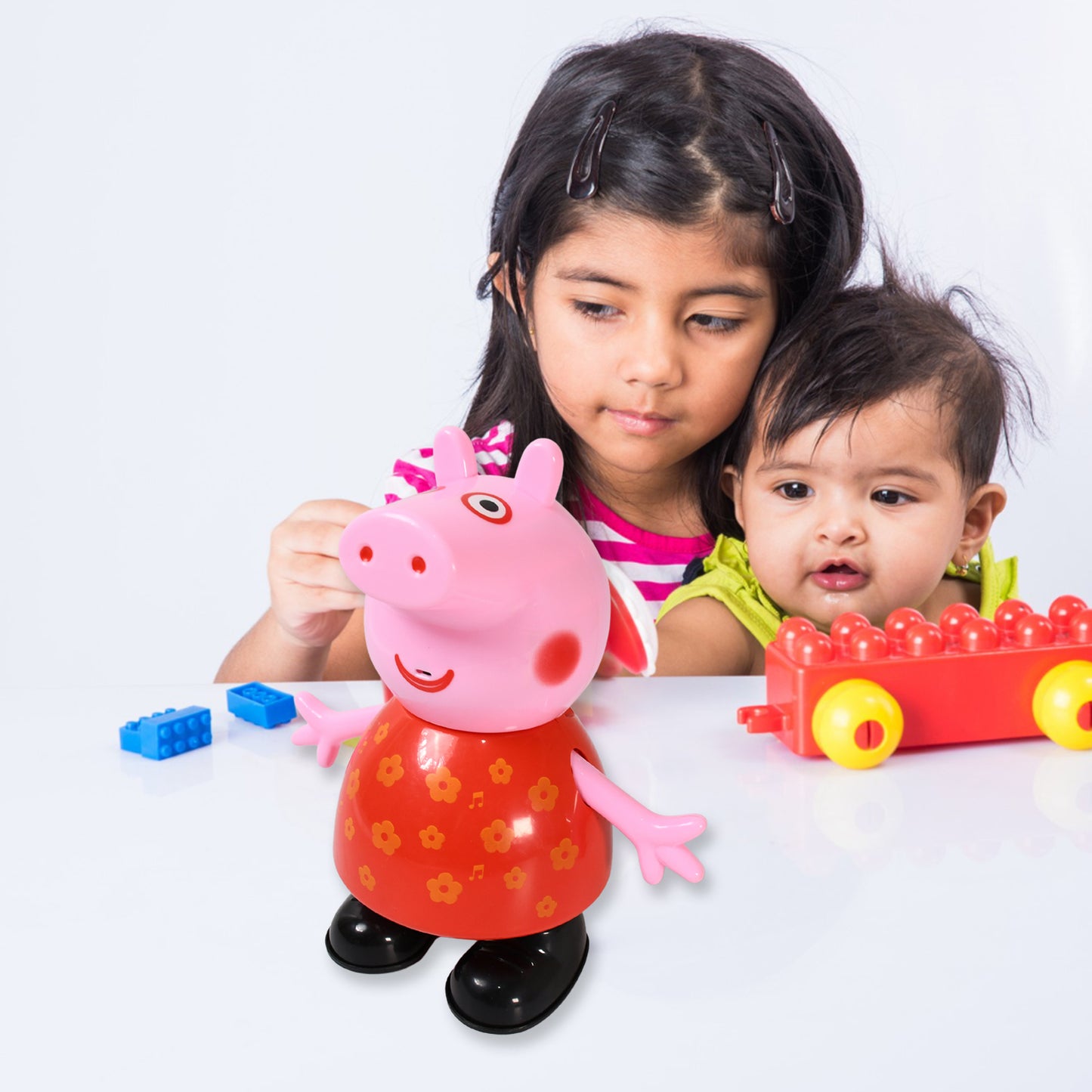 Pig Children Play Toy Pretend Play Toy Fun Gift For Kids Movable Hands Legs Pig Pretend Play Toy Set For Kids Children With Soft Rubber Material (1 Pc Battery Not Included)