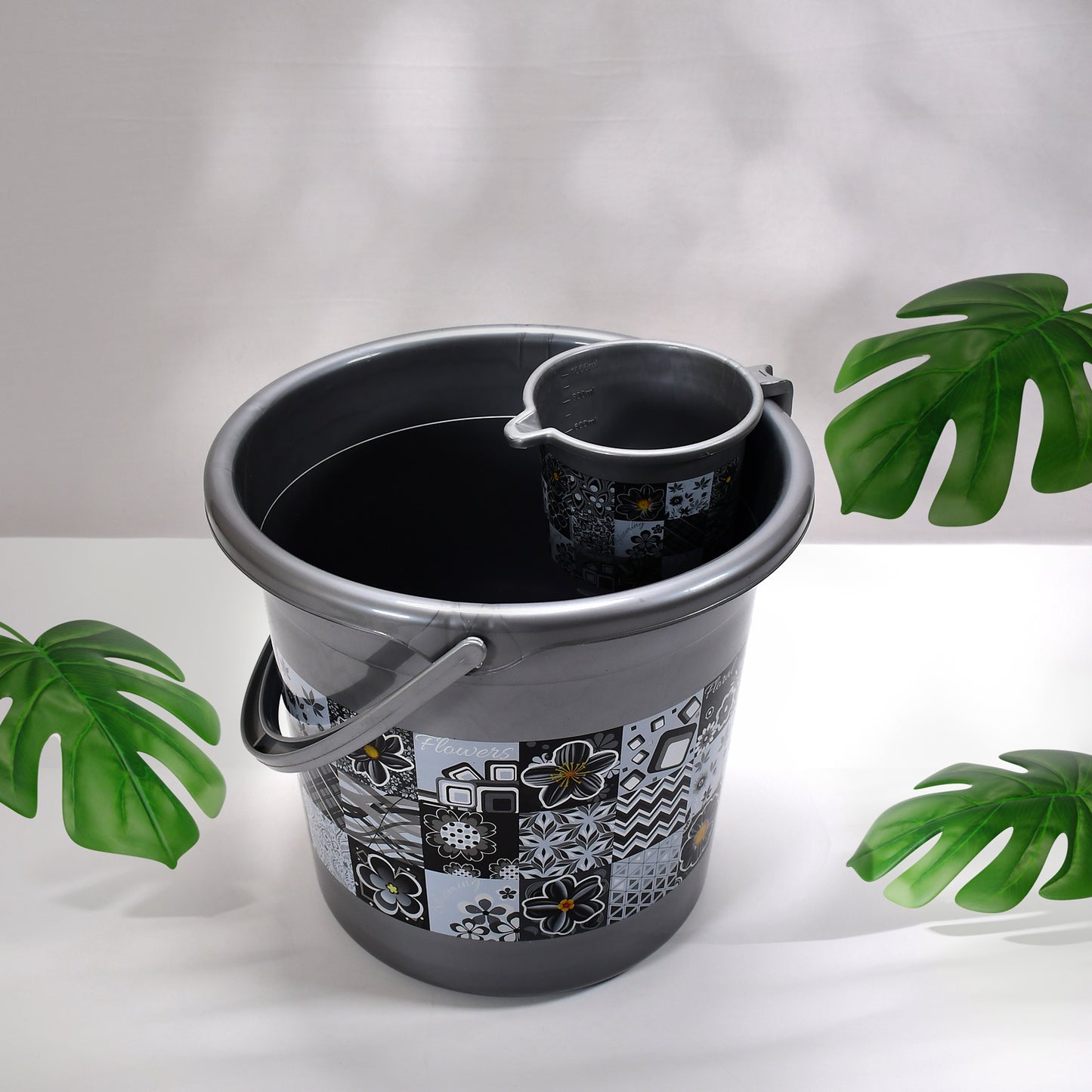 Large Capacity Plastic Bathroom Set Of 7 pieces (1pc Big Tub 1pc Bucket 1pc Dustbin 1pc Mug 1pc Soap Case 1pc Dustpan 1pc Stool)