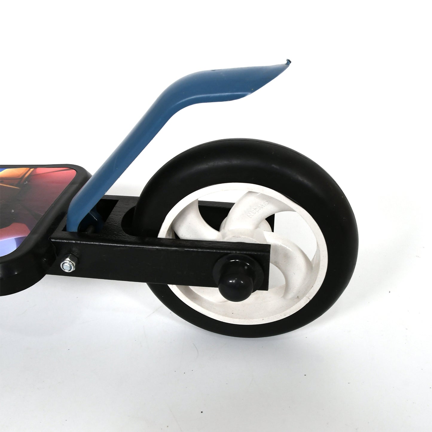 Basic Kids Ride On Leg Push Scooter For Boys And Girls (4 - 8 Years Old Kids) Foldable Scooter Cycle With Height Adjustment For Boys And Girls Multicolor (1 Pc 2 Wheel)