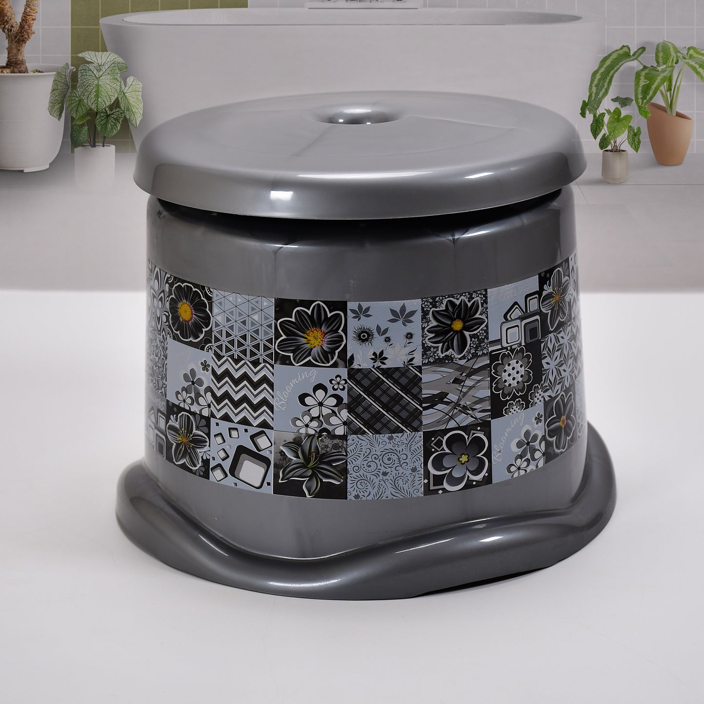 Large Capacity Plastic Bathroom Set Of 7 pieces (1pc Big Tub 1pc Bucket 1pc Dustbin 1pc Mug 1pc Soap Case 1pc Dustpan 1pc Stool)